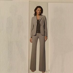 Cabi Dynamo Blazer and matching Lauren Pant, size 8